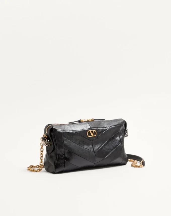 Bolso pequeño de hombro Panthea de Valentino Garavani en piel napa con estampado Chevron Bolso pequeño de hombro Panthea de Valentino Garavani en piel napa con estampado Chevron