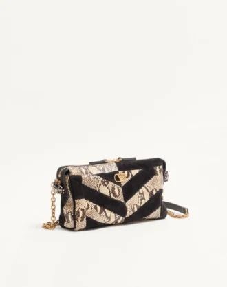 Bolso pequeño de hombro Panthea de Valentino Garavani en pitón y ante con estampado en forma de chevron