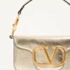 Bolso pequeño de hombro Valentino Garavani Locò en piel de becerro metalizada