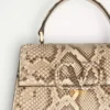 Bolso pequeño de pitón Vsling de Valentino Garavani
