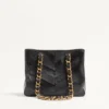 Bolso pequeño Laseine de Valentino Garavani en piel napa con estampado en forma de chevron Bolso pequeño Laseine de Valentino Garavani en piel napa con estampado en forma de chevron