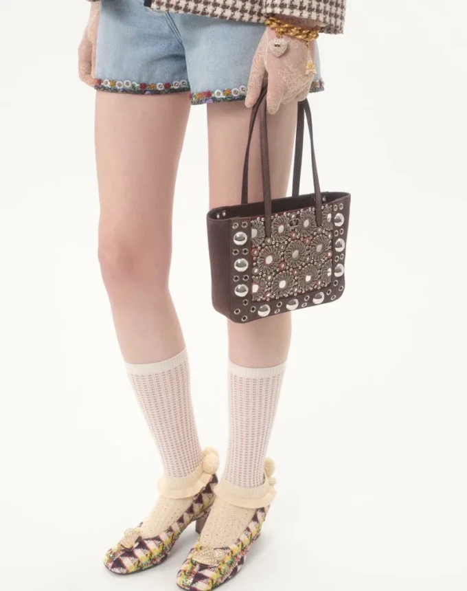 Bolso shopping mini bordado Nellcôte de Valentino Garavani Bolso shopping mini bordado Nellcôte de Valentino Garavani
