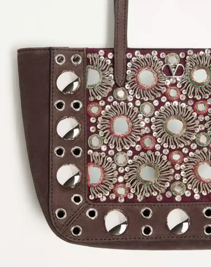 Bolso shopping mini bordado Nellcôte de Valentino Garavani Bolso shopping mini bordado Nellcôte de Valentino Garavani
