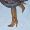 Bota Hotty en piel de becerro con efecto pony 100 mm Bota Hotty en piel de becerro con efecto pony 100 mm