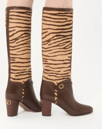 Bota Pattie en piel de becerro con efecto pony 75 mm