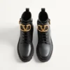 Botas militares de piel de becerro con detalle VLGO Signature de 35 mm / 0,8 pulgadas Botas militares de piel de becerro con detalle VLGO Signature de 35 mm / 0,8 pulgadas