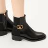 Botines de piel de becerro con logotipo VLogo de 30 mm Botines de piel de becerro con logotipo VLogo de 30 mm