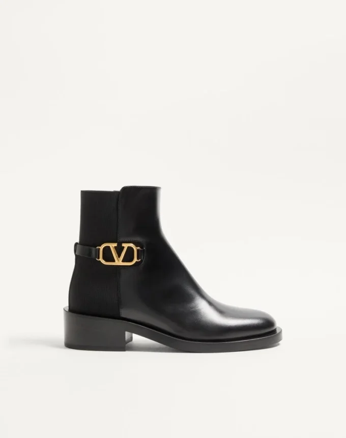 Botines de piel de becerro con logotipo VLogo de 30 mm Botines de piel de becerro con logotipo VLogo de 30 mm
