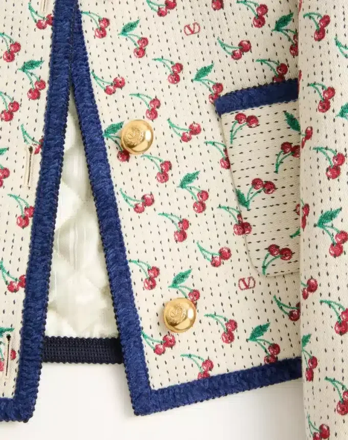 Caban acolchado con estampado Cherryfic Jacquard