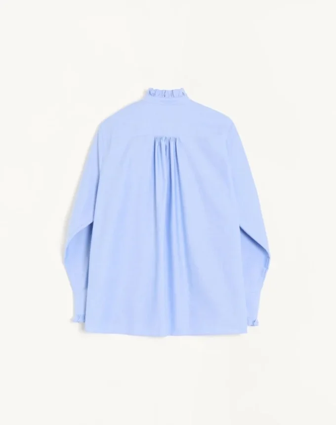 Camisa de algodón con plastrón y volantes Camisa de algodón con plastrón y volantes