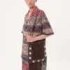 Camisa de bolos de muselina de algodón con estampado Voyage Imaginaire y ribetes de pasamanería Camisa de bolos de muselina de algodón con estampado Voyage Imaginaire y ribetes de pasamanería