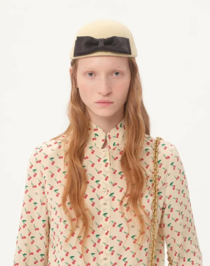 Camisa de crepé de China con estampado Cherryfic