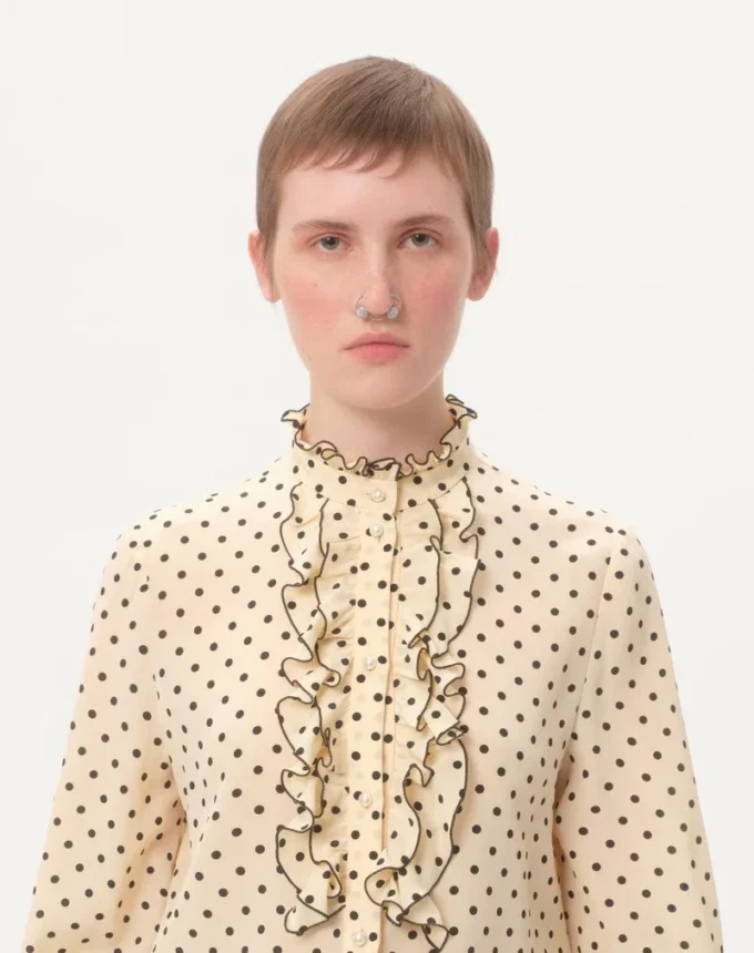 Camisa de crepé de China con estampado Plusdepois Camisa de crepé de China con estampado Plusdepois