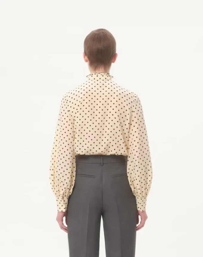 Camisa de crepé de China con estampado Plusdepois Camisa de crepé de China con estampado Plusdepois