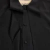 Camisa de seda crepé de China con cuello bufanda de Valentino Camisa de seda crepé de China con cuello bufanda de Valentino