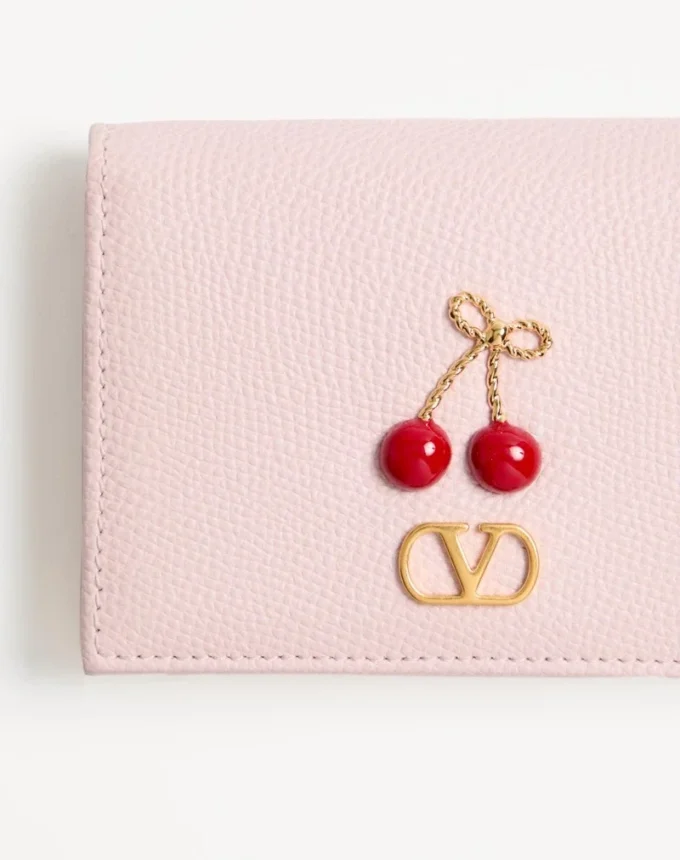 Cartera Cherryfic en piel de becerro granulada Cartera Cherryfic en piel de becerro granulada
