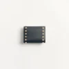 Cartera Rockstud Trifold en piel de becerro granulada Cartera Rockstud Trifold en piel de becerro granulada