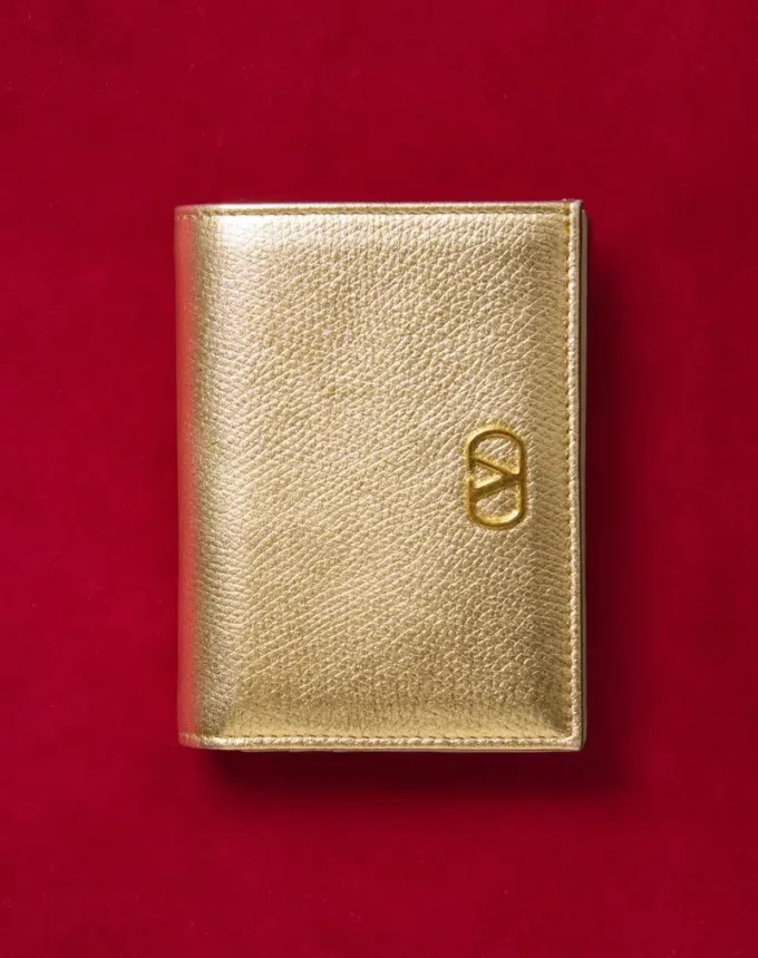 Cartera Vlogo Signature de piel de becerro granulada laminada