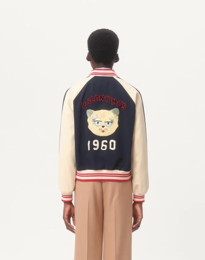 Cazadora bomber de lana y algodón con el logotipo VLogo y el parche Le Chat De La Maison