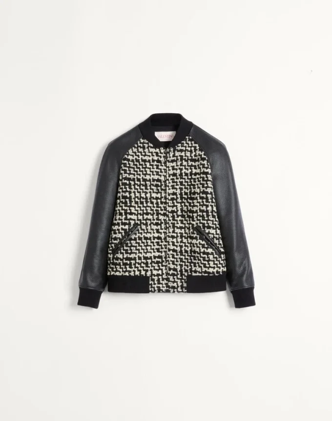 Chaqueta bomber de tweed de lana con parche Chez Valentino Chaqueta bomber de tweed de lana con parche Chez Valentino