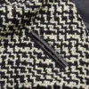 Chaqueta bomber de tweed de lana con parche Chez Valentino Chaqueta bomber de tweed de lana con parche Chez Valentino