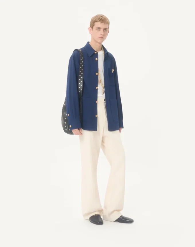Chaqueta camisa de gabardina de algodón Valentino con VGold