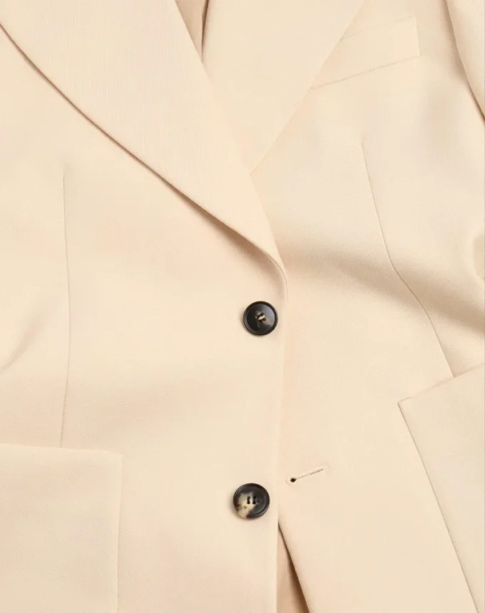 Chaqueta de gabardina de lana de botonadura sencilla