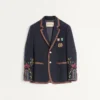Chaqueta de lino de botonadura sencilla con bordados de abalorios y parches Chaqueta de lino de botonadura sencilla con bordados de abalorios y parches