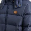 Chaqueta de nylon con capucha y parche VLogo Chaqueta de nylon con capucha y parche VLogo