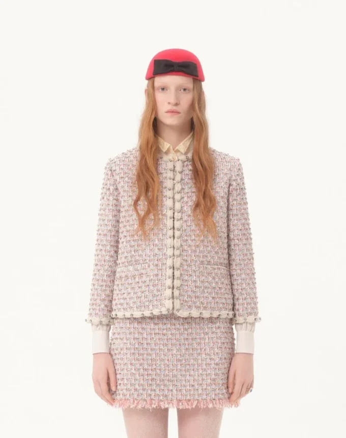 Chaqueta de tweed con cinta bordada Chaqueta de tweed con cinta bordada