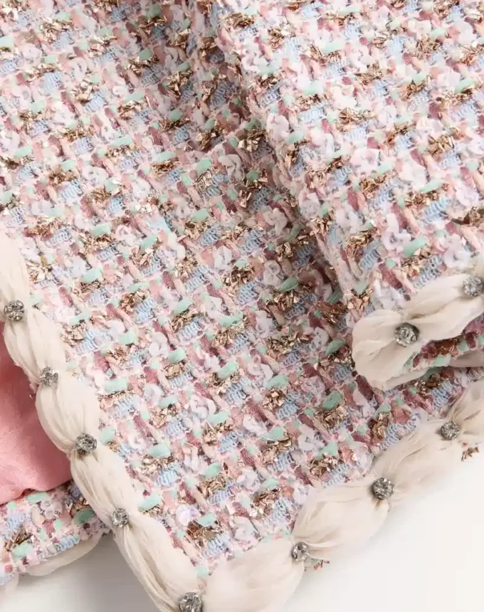 Chaqueta de tweed con cinta bordada Chaqueta de tweed con cinta bordada