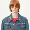 Chaqueta vaquera con bordados de abalorios y bordes estampados Chaqueta vaquera con bordados de abalorios y bordes estampados