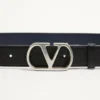Cinturón reversible de piel de becerro brillante con el logotipo Vlogo Signature de 30 mm Cinturón reversible de piel de becerro brillante con el logotipo Vlogo Signature de 30 mm