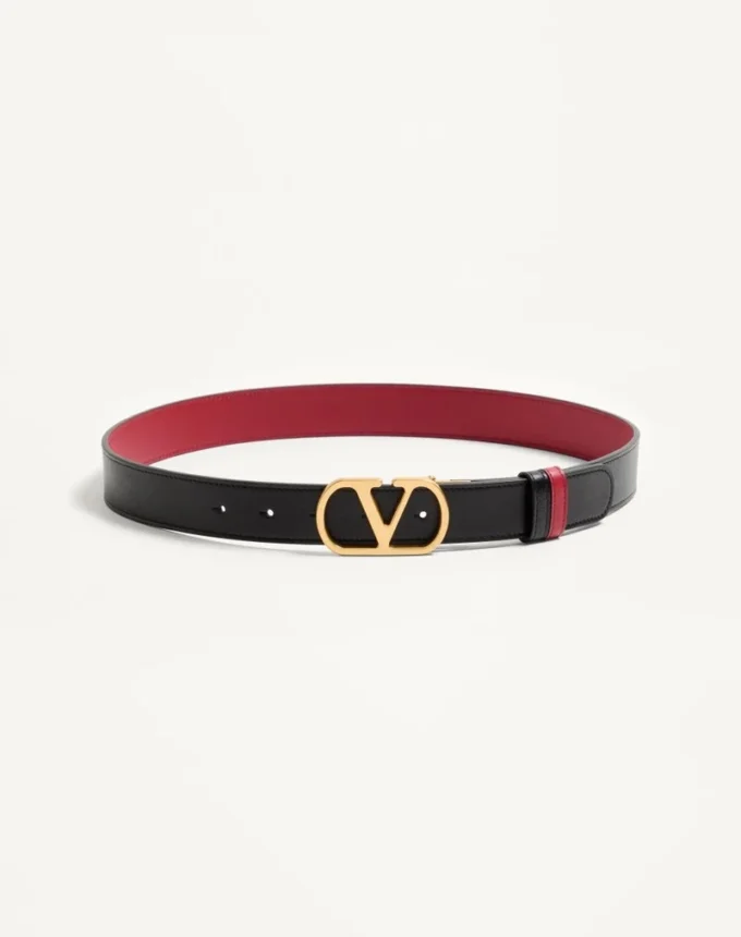 Cinturón reversible de piel de becerro brillante VLogo Signature – 30 mm / 1,2 pulgadas. Cinturón reversible de piel de becerro brillante VLogo Signature – 30 mm / 1,2 pulgadas.