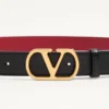 Cinturón reversible de piel de becerro brillante VLogo Signature – 30 mm / 1,2 pulgadas. Cinturón reversible de piel de becerro brillante VLogo Signature – 30 mm / 1,2 pulgadas.