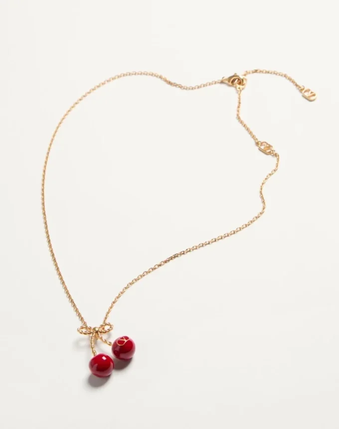 Collar Cherryfic de metal y esmalte Collar Cherryfic de metal y esmalte
