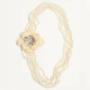 Collar Fleur Lumineuse en metal, esmalte, perlas y tela