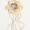 Collar Fleur Lumineuse en metal, esmalte, perlas y tela