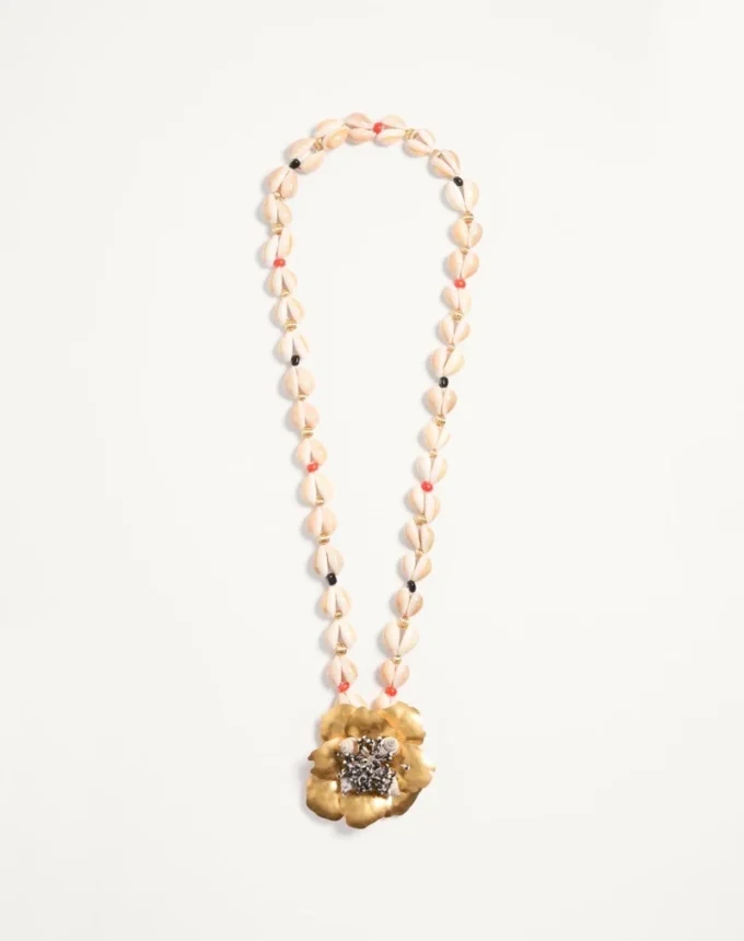Collar Jardin Aquatique de metal, tela, conchas, coral y ónix Collar Jardin Aquatique de metal, tela, conchas, coral y ónix
