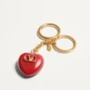 Dije para bolso Coeur Royal con llavero en metal y esmalte Dije para bolso Coeur Royal con llavero en metal y esmalte