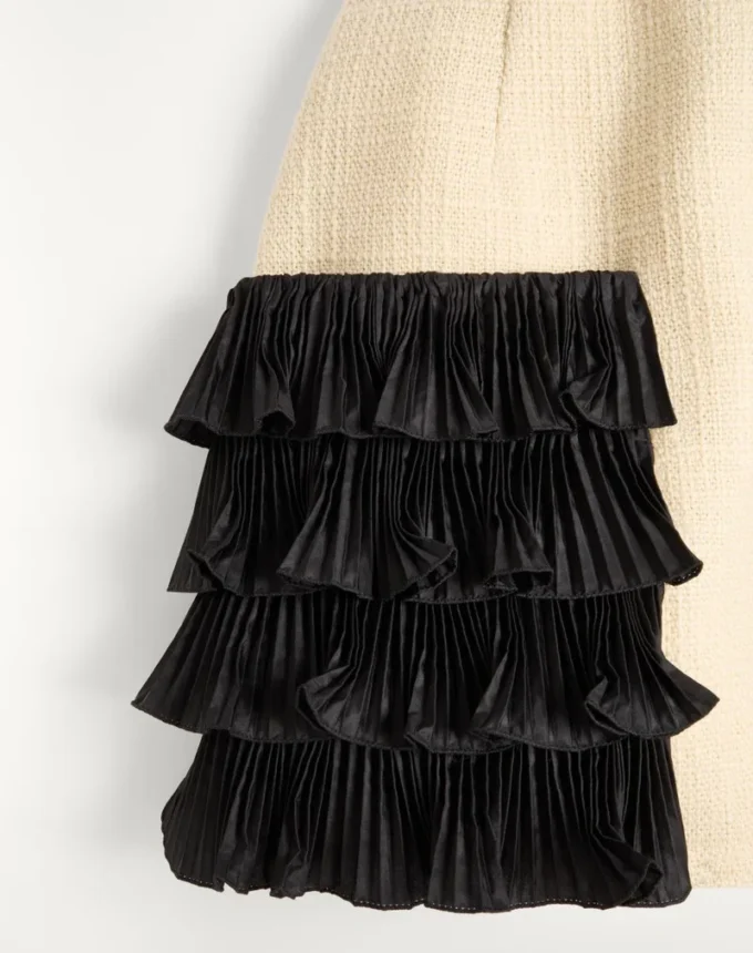 Falda corta de tweed de lana liso