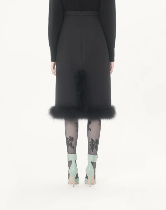 Falda Crepe Couture con plumas Falda Crepe Couture con plumas