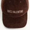 Gorra de béisbol de terciopelo con bordado de Chez Valentino