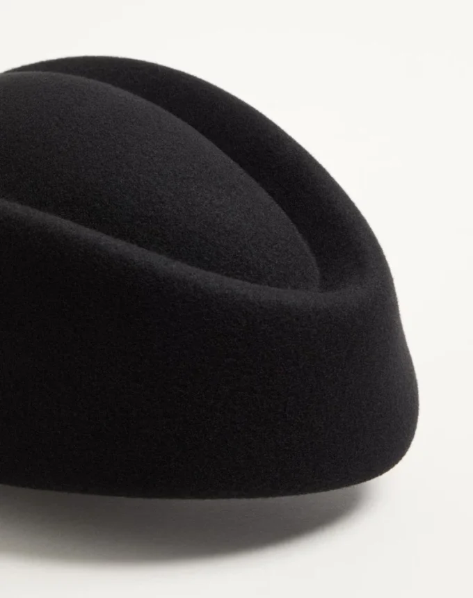 Gorro de lana merino con el logotipo VLogo