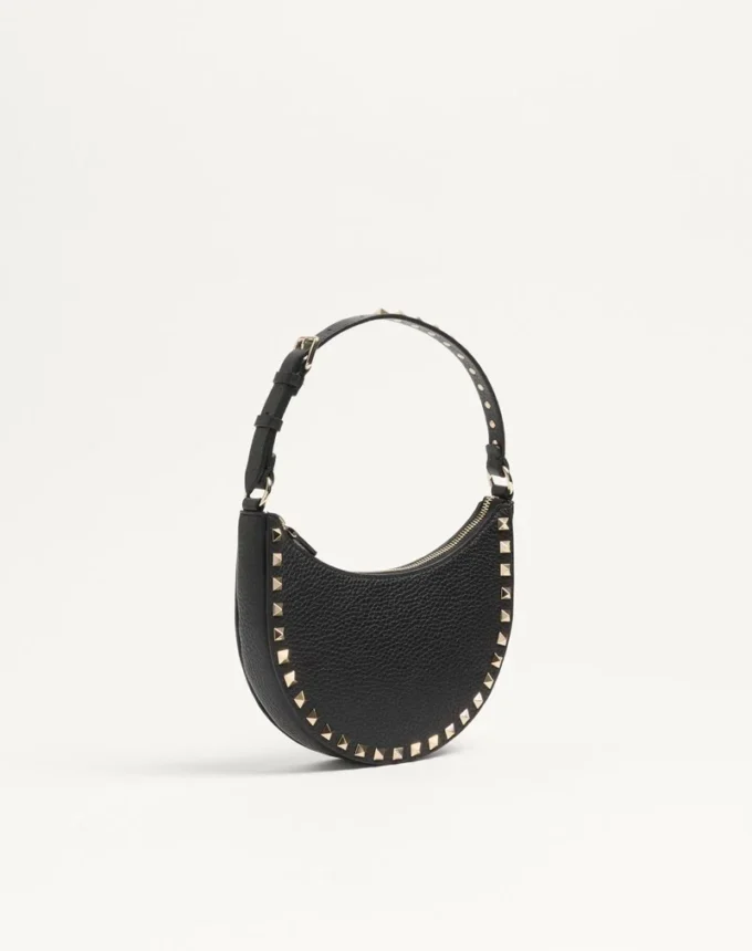 Mini bolso hobo Rockstud en piel de becerro granulada Mini bolso hobo Rockstud en piel de becerro granulada