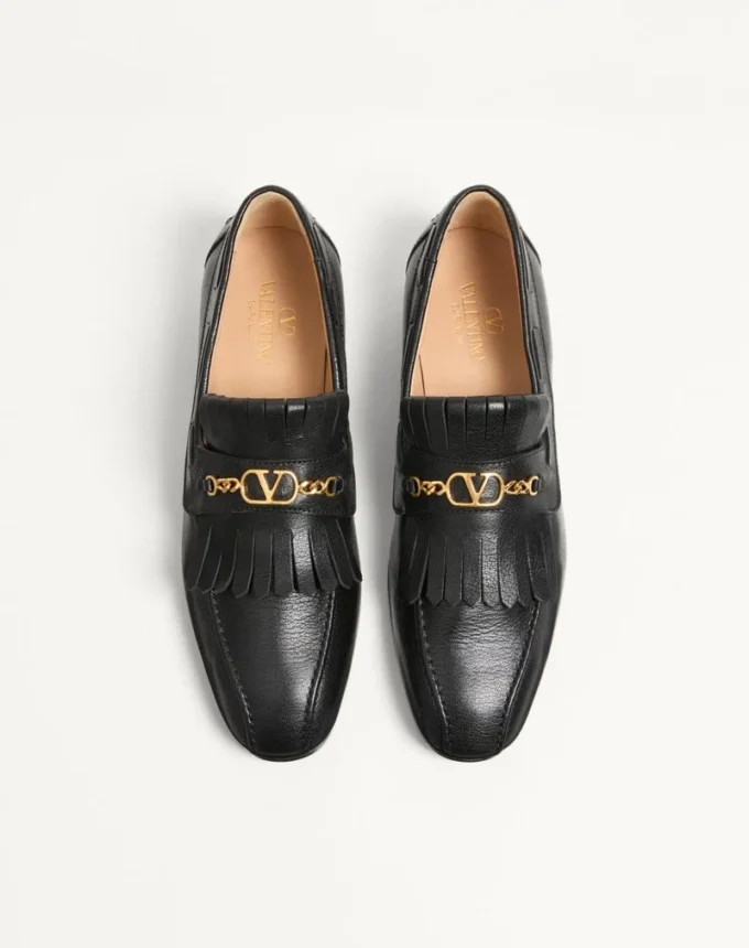 Mocasines de piel de cabrito con flecos y logotipo VLogo Mocasines de piel de cabrito con flecos y logotipo VLogo