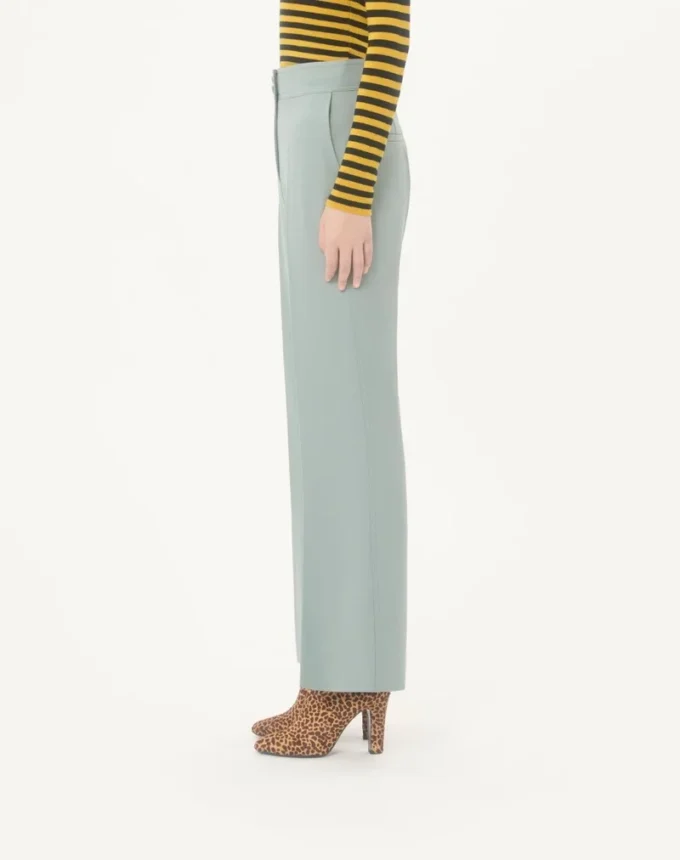 Pantalones de lana ligera diagonal Pantalones de lana ligera diagonal