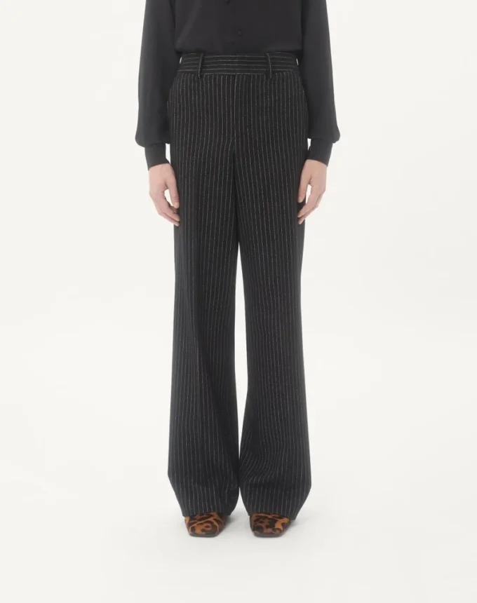 Pantalones de rayas diplomáticas de Valentino en lana y seda