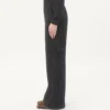 Pantalones de rayas diplomáticas de Valentino en lana y seda