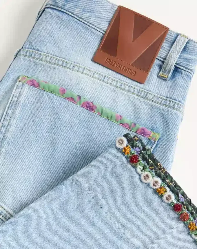 Pantalones vaqueros bordados Pantalones vaqueros bordados
